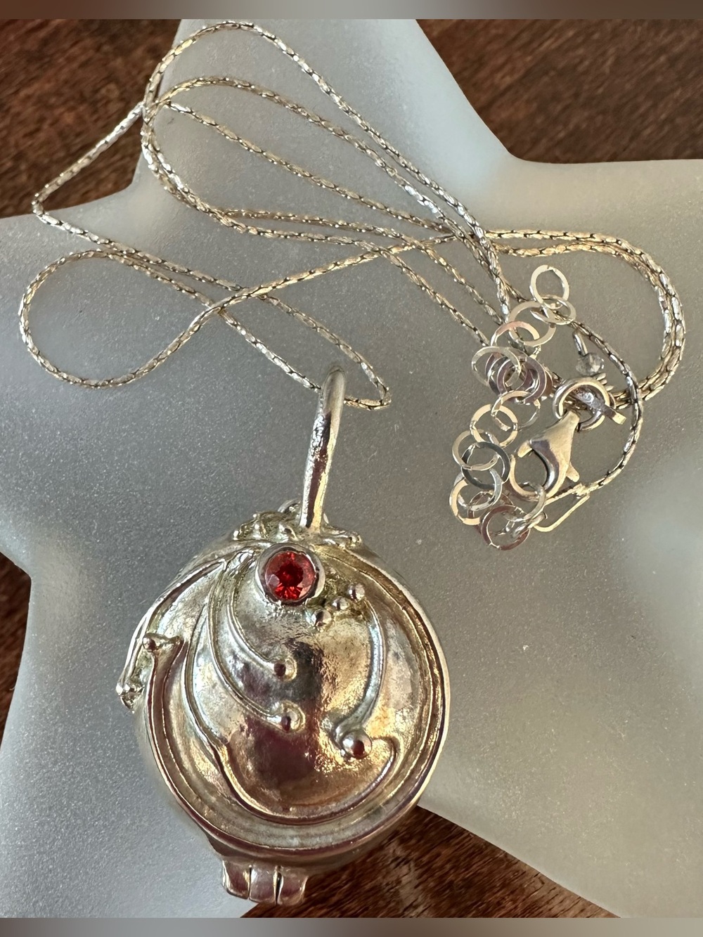 The Vampire Diaries Elena’s Vervain locket necklace on an 18in chain